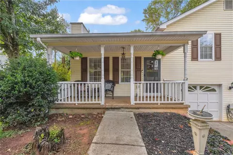5325 Highpoint Rd, Flowery Branch, GA 30542