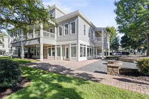 1144 Canton St #205, Roswell, GA 30075