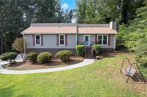 307 Summer Ct, Woodstock, GA 30188