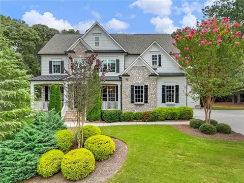 1955 Tee Dr, Braselton, GA 30517