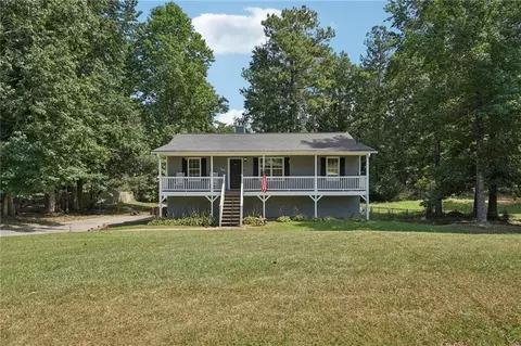 80 Chinaberry Ln, Dallas, GA 30132