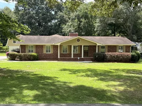 2484 Maple St, Snellville, GA 30078