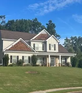 3613 Phoenix Cove Dr, Gainesville, GA 30506
