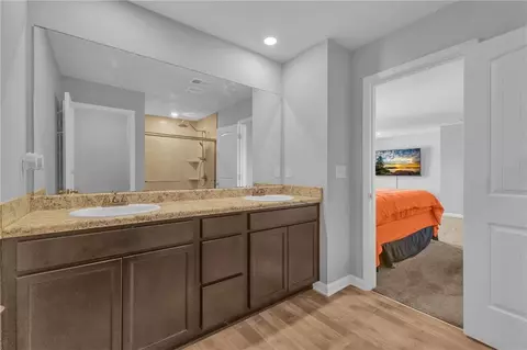 Bath - 12225 Anchor Way, Hampton, GA 30228 photo 2 of 4
