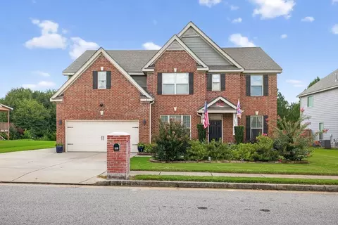 521 Georgia Cir, Loganville, GA 30052