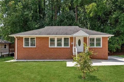 690 Green Acres Rd SE, Smyrna, GA 30080