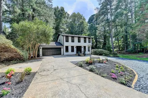 4618 Shallowford Rd, Roswell, GA 30075