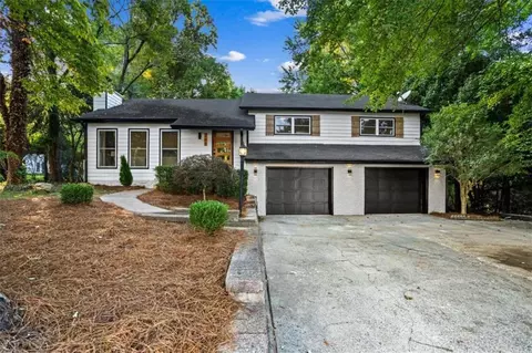 268 Sabrina Ct, Woodstock, GA 30188