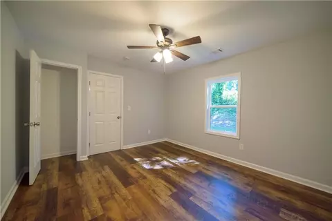 Bedroom - 79 S Pine St, Toccoa, GA 30577 photo 2 of 4