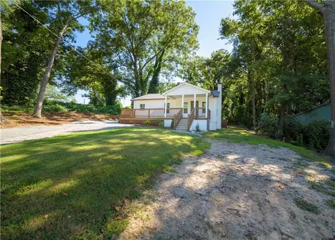 79 S Pine St, Toccoa, GA 30577