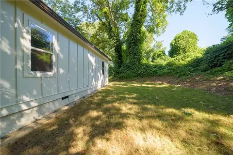 Exterior - 79 S Pine St, Toccoa, GA 30577 photo 9 of 9