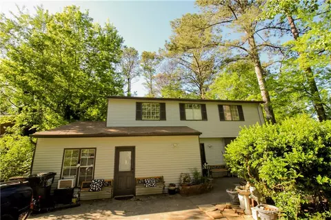 5041 Rockborough Trl, Norcross, GA 30071