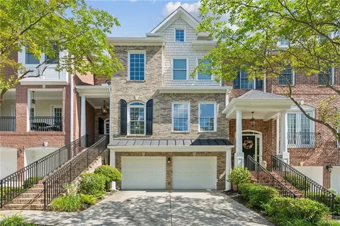 5882 Riverstone Cir #15, Atlanta, GA 30339