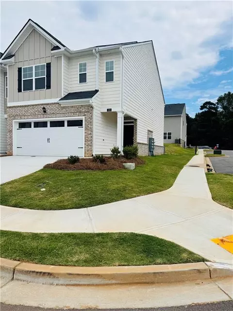 309 Elgin Dr, Lawrenceville, GA 30045