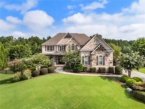 16574 Waxmyrtle Rd, Alpharetta, GA 30004