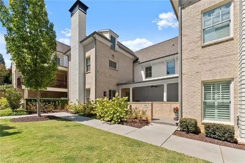 430 Clover Ct, Roswell, GA 30075