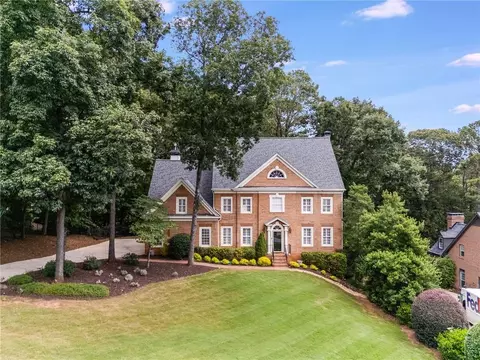 7850 Fawndale Way, Atlanta, GA 30350