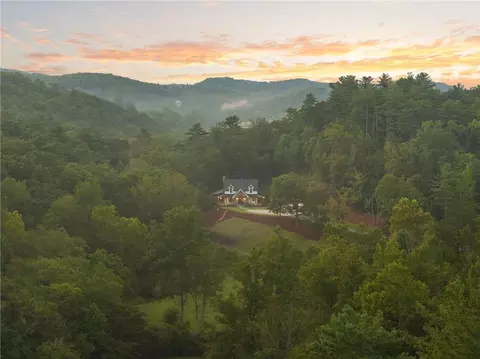 4864 Black Mountain Rd, Dahlonega, GA 30533