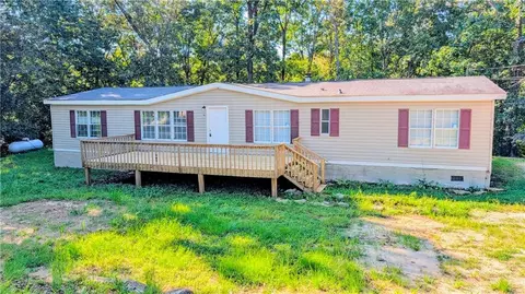 88 Fleet Dr, Dahlonega, GA 30533