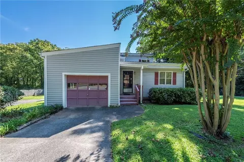 60 Mcwhorter St, Jasper, GA 30143