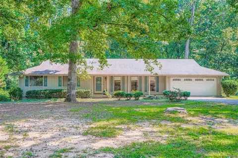 1237 Heritage Hills Cir, Snellville, GA 30078