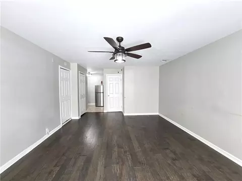 117 Davis Mill Ct, Lawrenceville, GA 30044