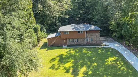 1140 Carlo Ter SW, Atlanta, GA 30331