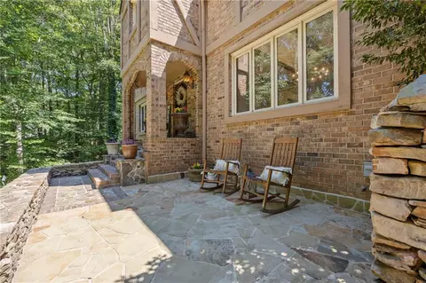 430 Huntcliff Grn, Atlanta, GA 30350