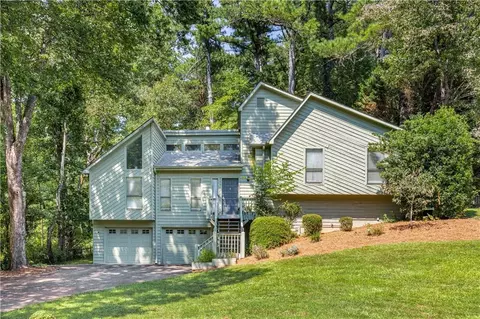 1877 Falcon Wood Dr NE, Marietta, GA 30066