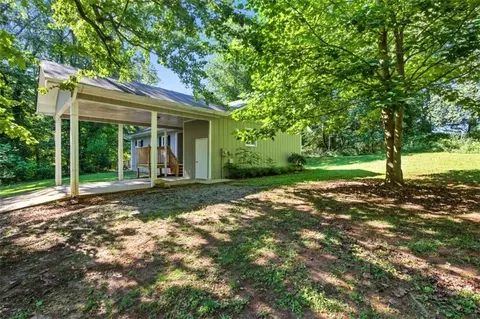 Exterior - 176 Laurel Ln, Demorest, GA 30535 photo 4 of 6