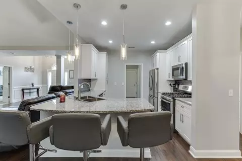 Kitchen - 408 Big Leaf Walk, Mcdonough, GA 30253 photo 2 of 8