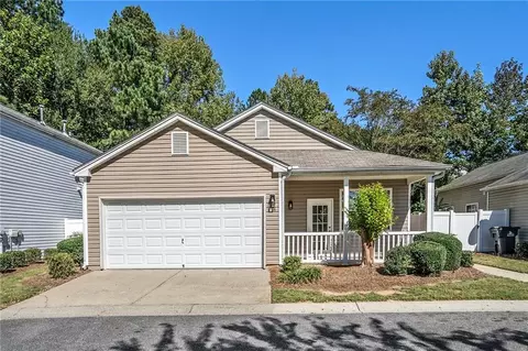 834 Windcroft Cir NW, Acworth, GA 30101