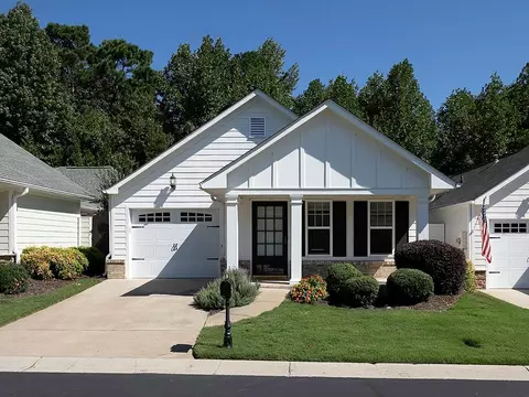 423 Thaxton Ln, Woodstock, GA 30188