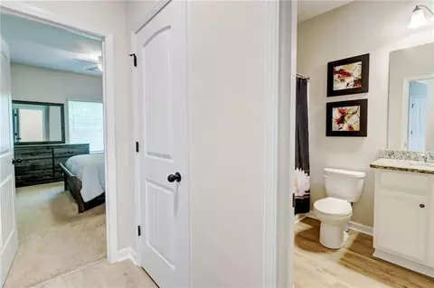 Entry Way - 810 Relic Rdg, Hampton, GA 30228 photo 5 of 17