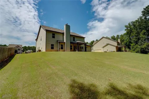 Exterior - 810 Relic Rdg, Hampton, GA 30228 photo 4 of 12