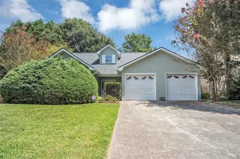 3776 Westchase Dr, Marietta, GA 30066