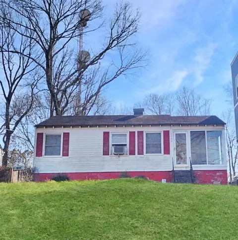 1900 Francis Ave NW, Atlanta, GA 30318