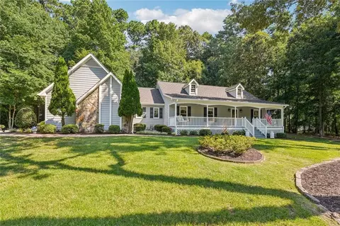 2840 Bryant Ct, Cumming, GA 30040