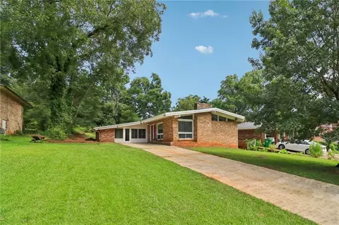 2428 Parkland Dr, Decatur, GA 30032