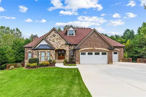 3343 Heathchase Ln, Suwanee, GA 30024