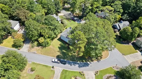 597 Farmbrook Trl NE, Kennesaw, GA 30144 photo 42