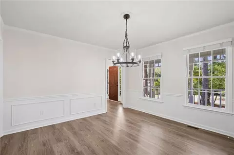 597 Farmbrook Trl NE, Kennesaw, GA 30144 photo 14