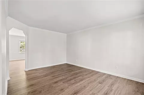 597 Farmbrook Trl NE, Kennesaw, GA 30144 photo 11