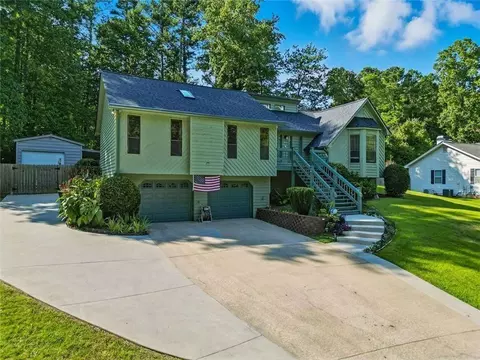 107 Wiley Bridge Ct, Woodstock, GA 30188
