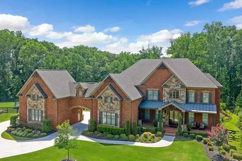 615 Easy Goer Ln, Milton, GA 30004