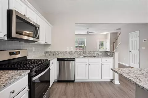 3742 Berkeley Xing, Duluth, GA 30096 photo 9