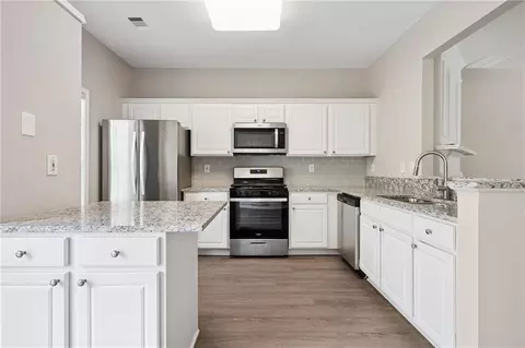 3742 Berkeley Xing, Duluth, GA 30096 photo 8