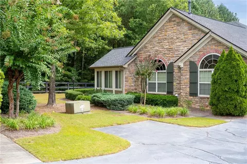 5208 Stone Village Cir, Kennesaw, GA 30152