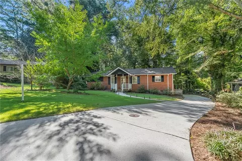 1853 Robinhill Ct, Tucker, GA 30084