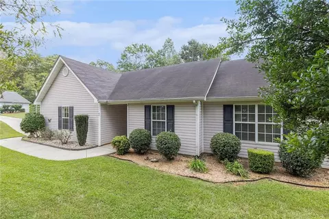 49 Virginia Heights Dr, Newnan, GA 30263